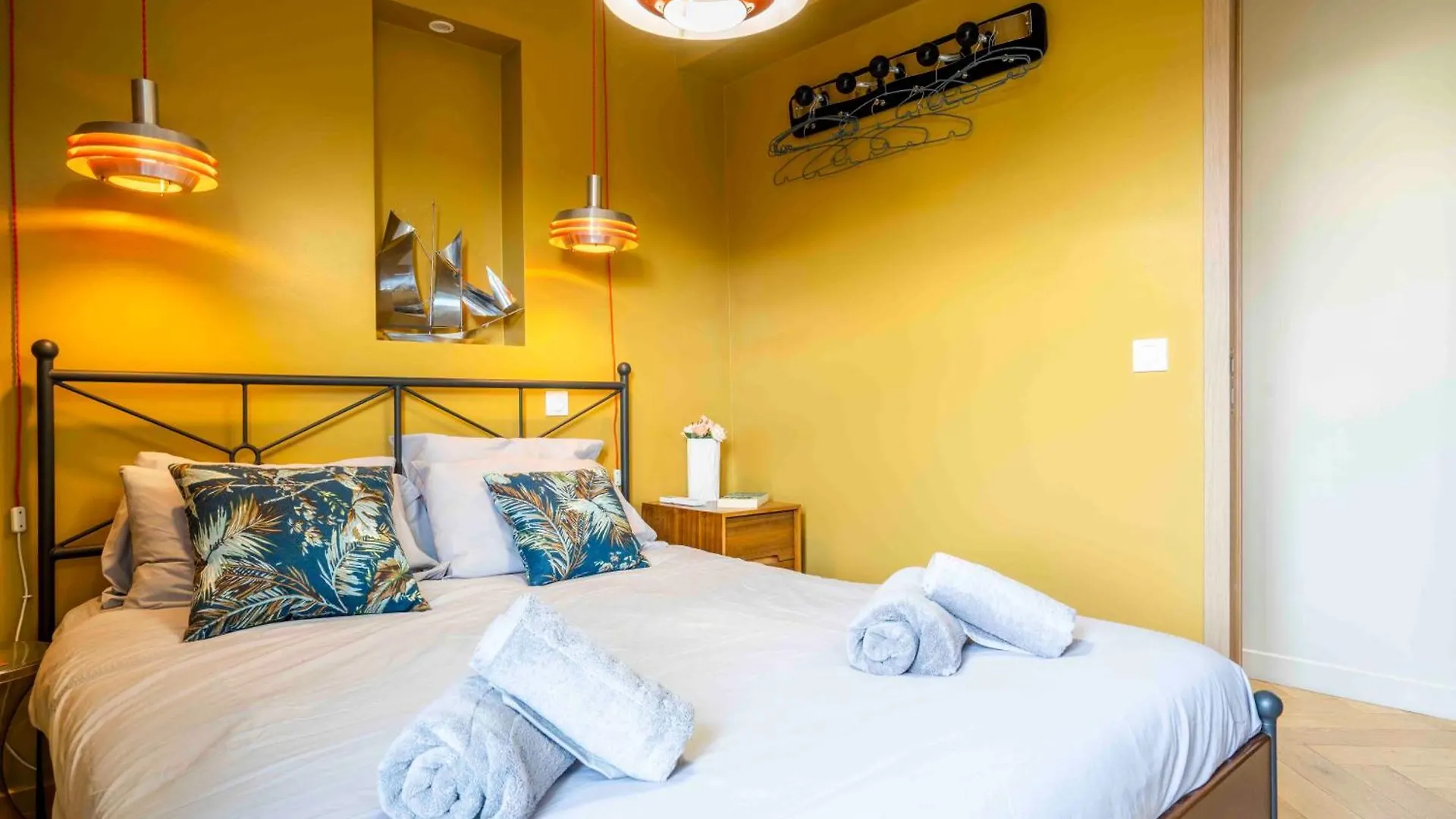 2 Chambres, Balcons, Vue Imprenable, Climatisation - Palace Bleu Nice 0*,